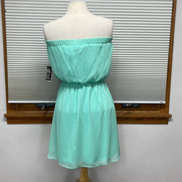 Express NWT Light Green Convertible Strapless Mini Dress Size Medium - Picture 6 of 12